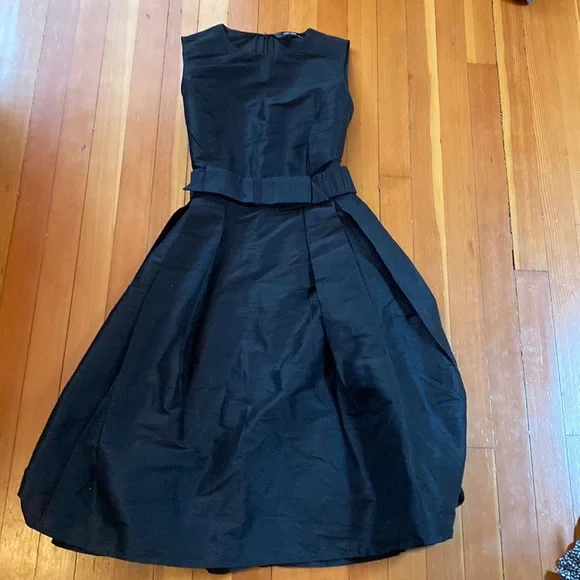 EShakti - Dupioni sleeveless cocktail dress - Picture 2 of 5